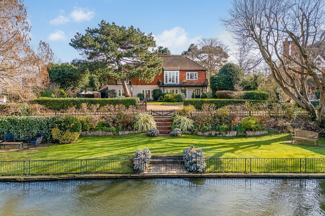 House in Taplow, England 1 - 18210064