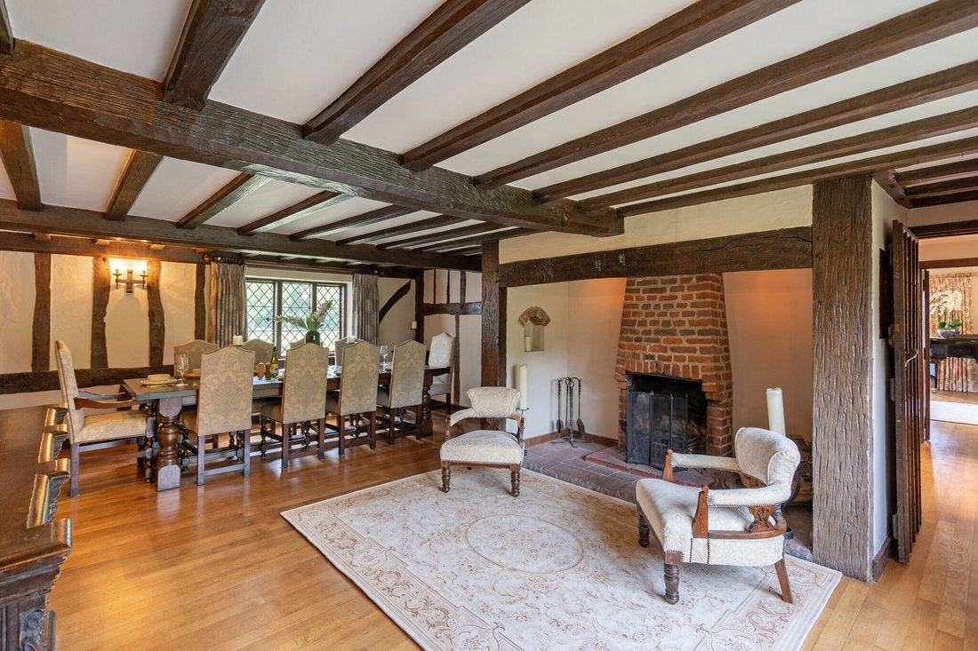 House in Scaynes Hill, Copthorne, England 2 - 18209981