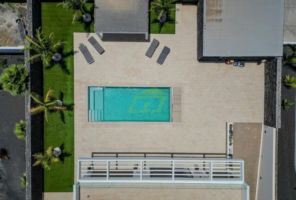 Villa in Playa Blanca, Yaiza, Spain 4 - 18210150