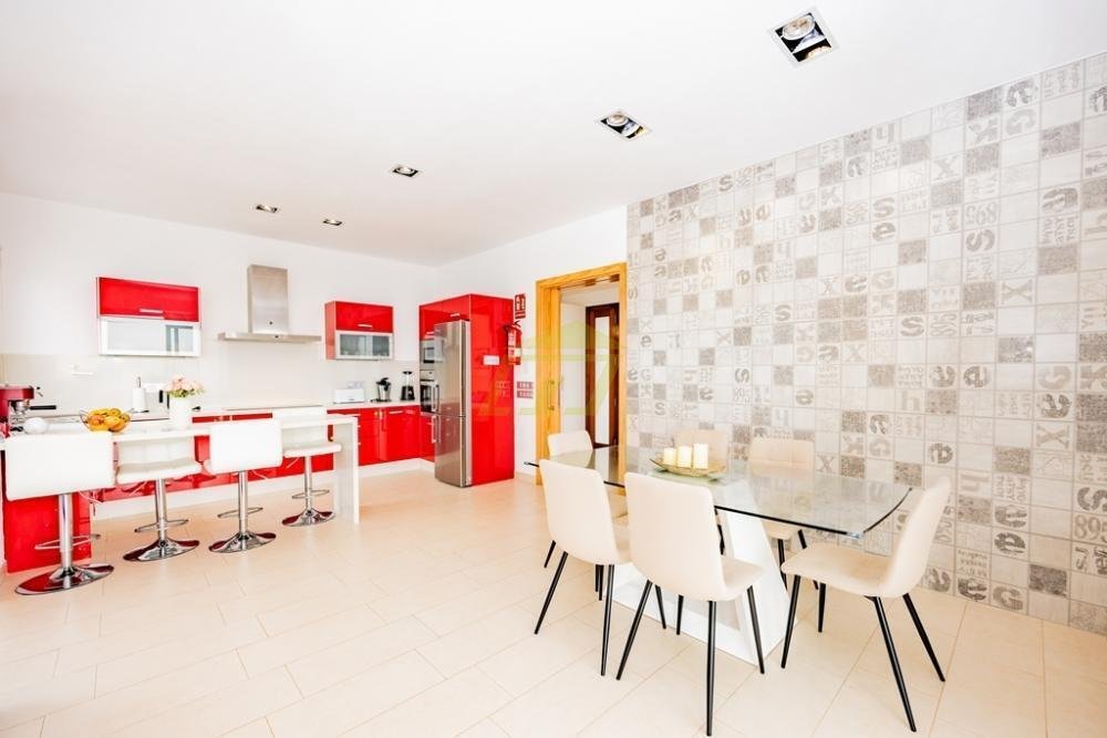 Villa in Tias, Canary Islands, Spain 5 - 18210062