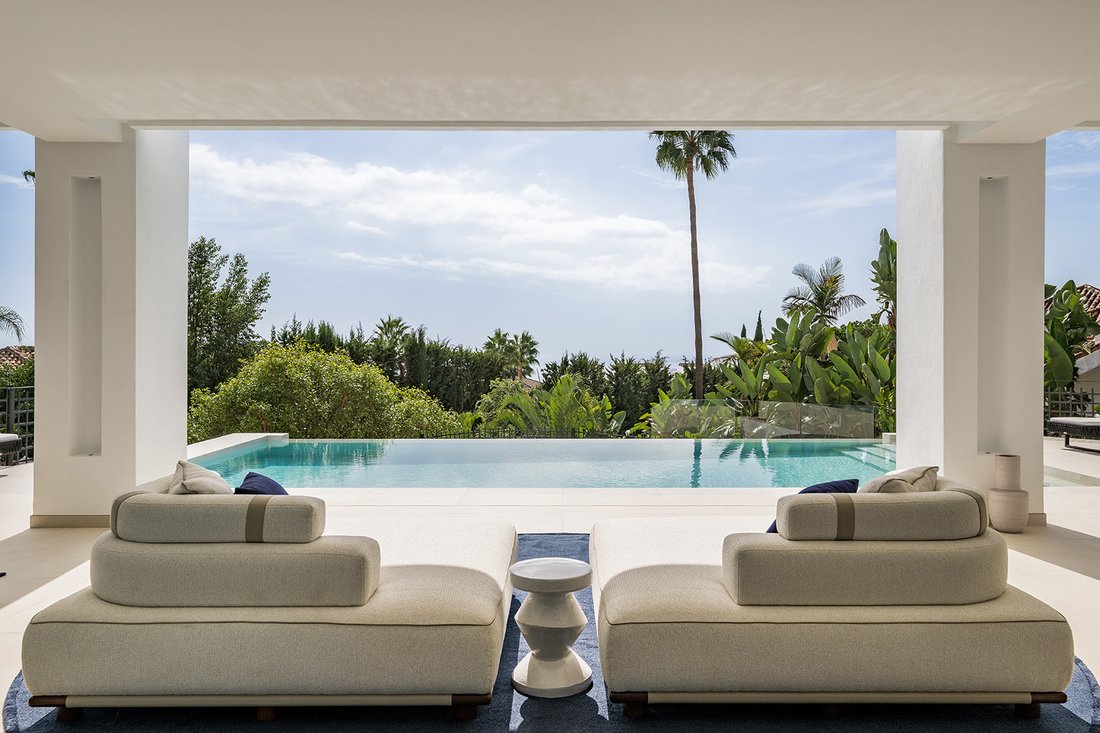 Villa in Sierra Blanca, Marbella, Spain 1 - 18210155
