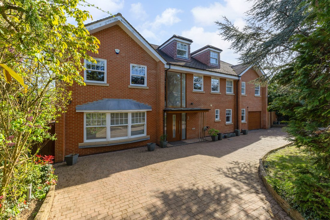 House in Great Stanmore, Harrow, England 1 - 18210123