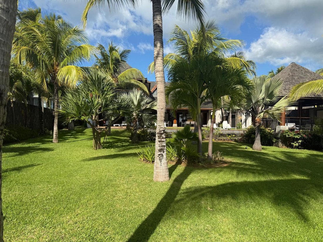 Villa in Grand Baie, Rivière du Rempart District, Mauritius 4 - 18209903
