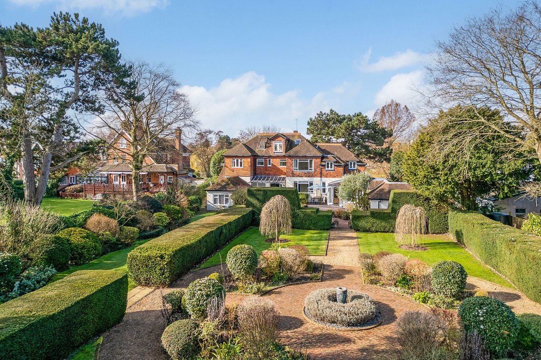 House in Taplow, England 2 - 18210064