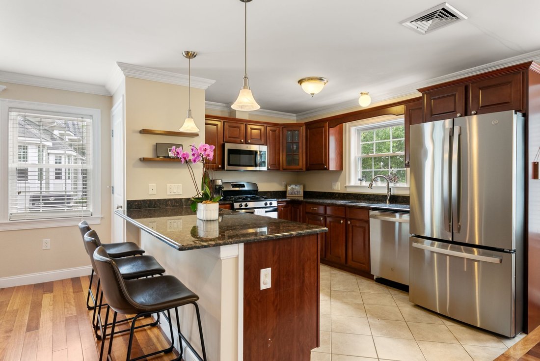 Condo in Quincy, Massachusetts, United States 4 - 18210465