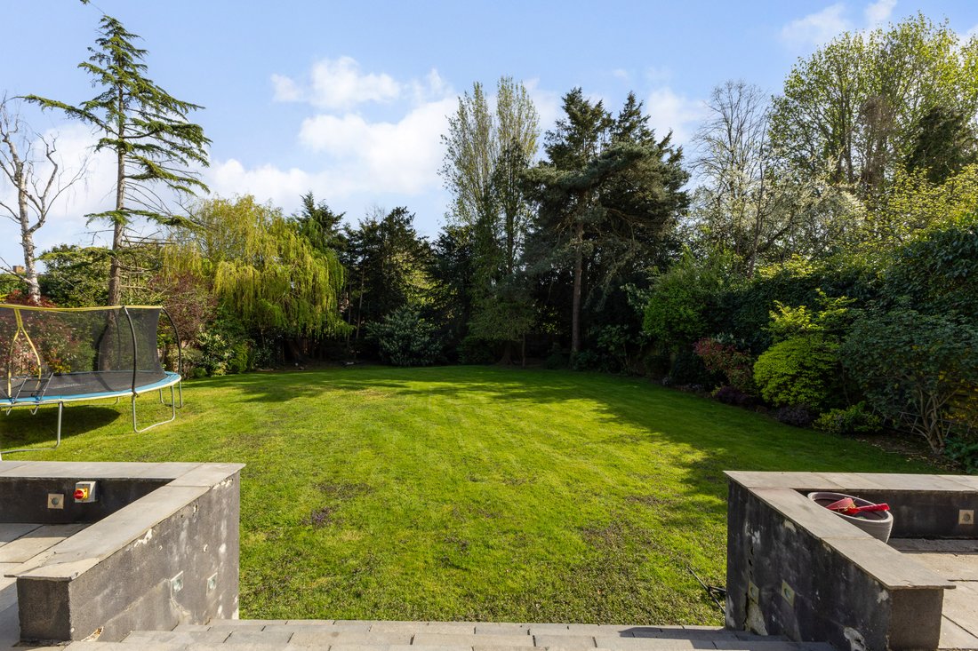House in Great Stanmore, Harrow, England 3 - 18210123