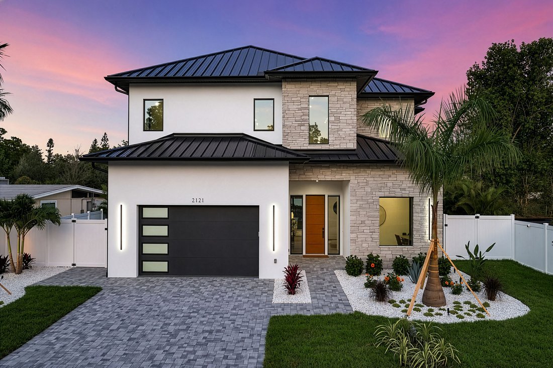 Sarasota, Florida, United States 1 - 18210471