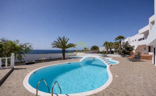 Villa in Tias, Kanarische Inseln, Spanien 1