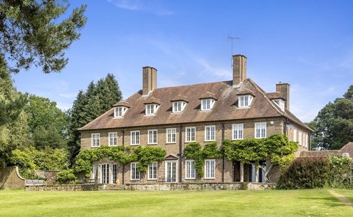 House in Colgate, England 1
