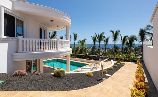 Villa in Yaiza, Kanarische Inseln, Spanien 1