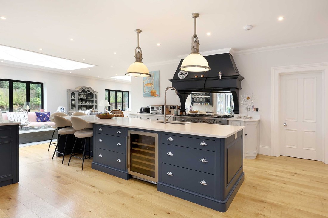 House in Beaconsfield, England 5 - 18209957