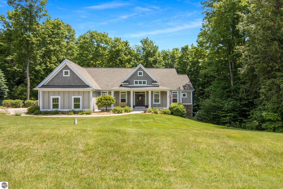 House in Garfield Township, Michigan, United States 4 - 18183262