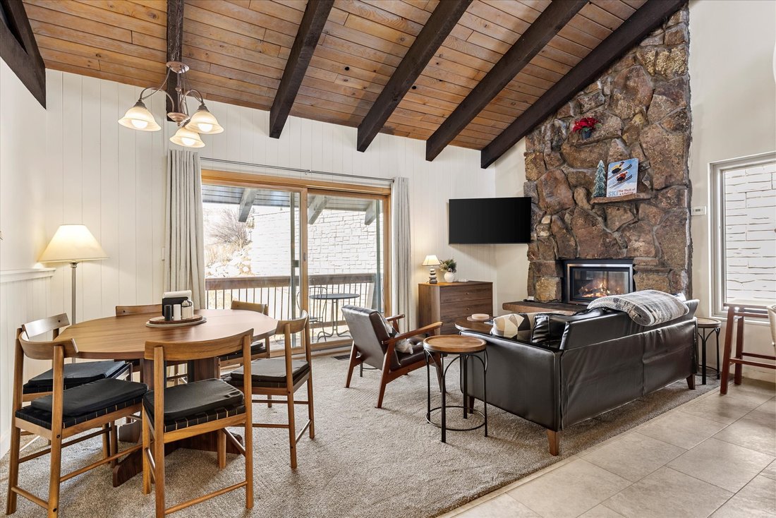 Condo in Steamboat Springs, Colorado, United States 2 - 18210192