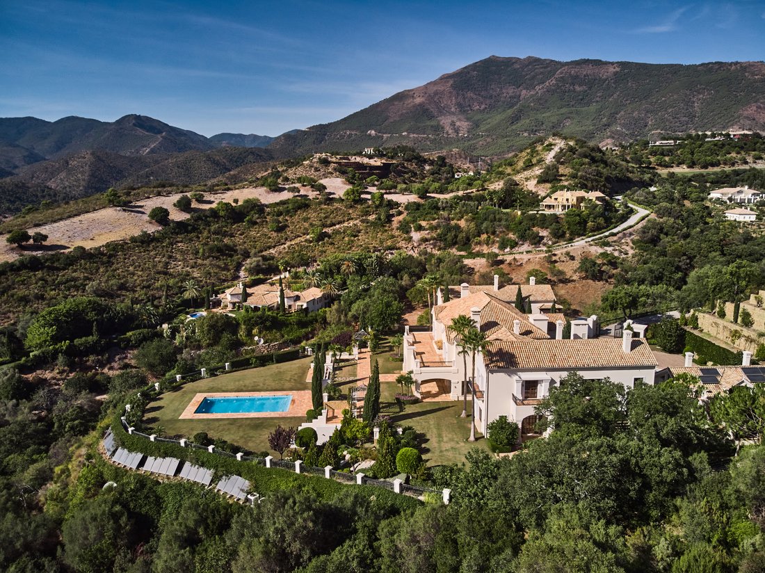 Villa a La Zagaleta, Benahavís, Andalusia 2 - 18210112
