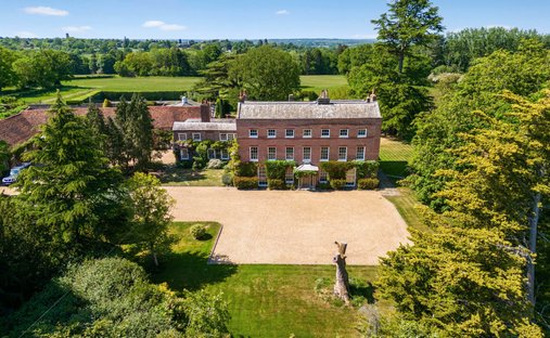 House in Bayford, England 1