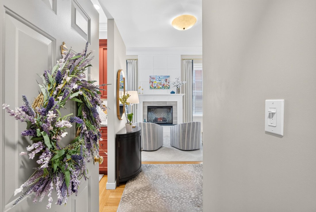Condo in Boston, Massachusetts, United States 2 - 18210752