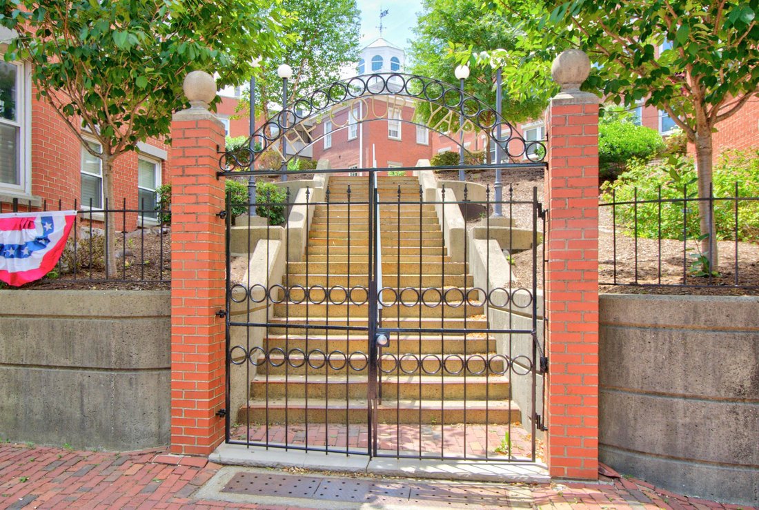 Condo in Boston, Massachusetts, United States 1 - 18210752