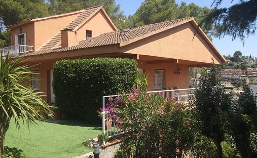 House in Corbera de Llobregat, Catalonia, Spain 1