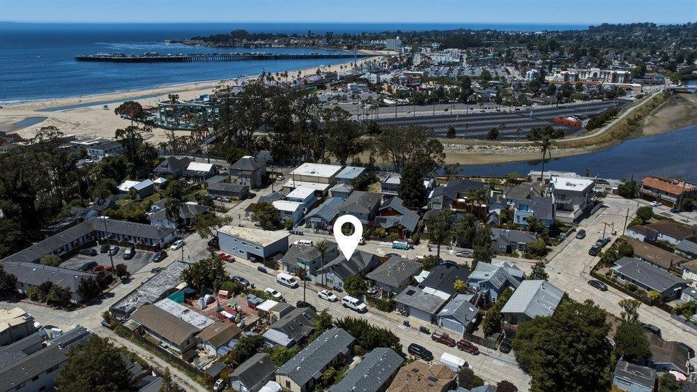 Apartment in Santa Cruz, California, United States 1 - 18016873