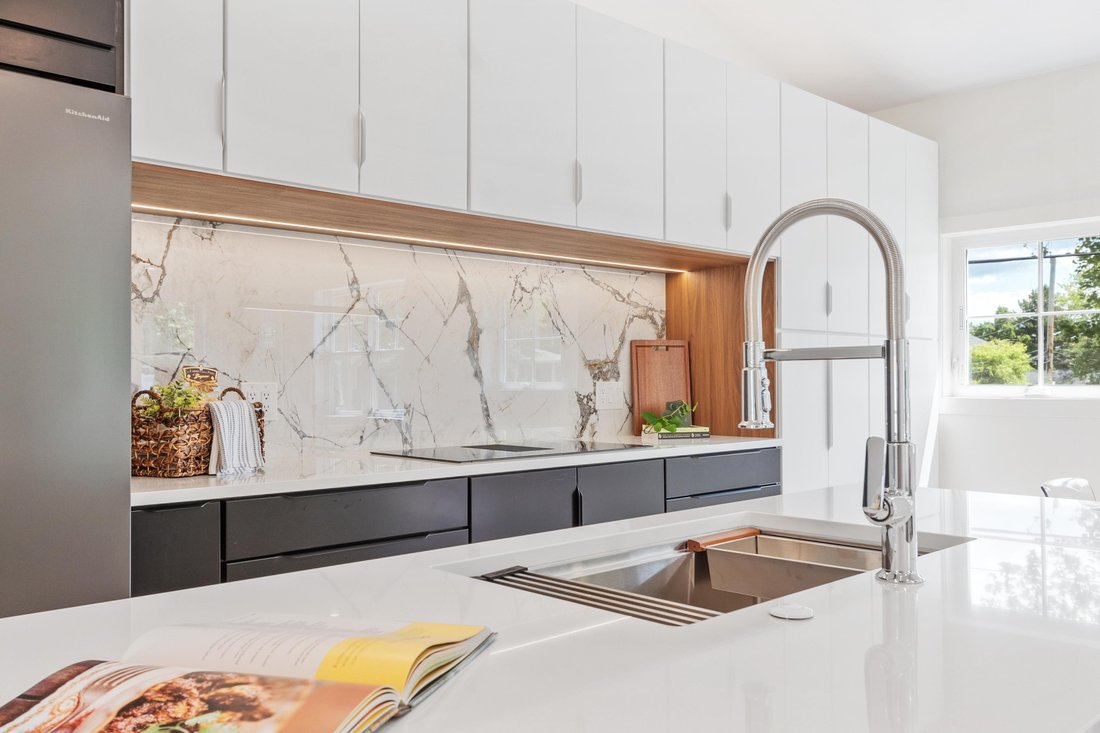 Condo in Bedford, Massachusetts, United States 5 - 18210475