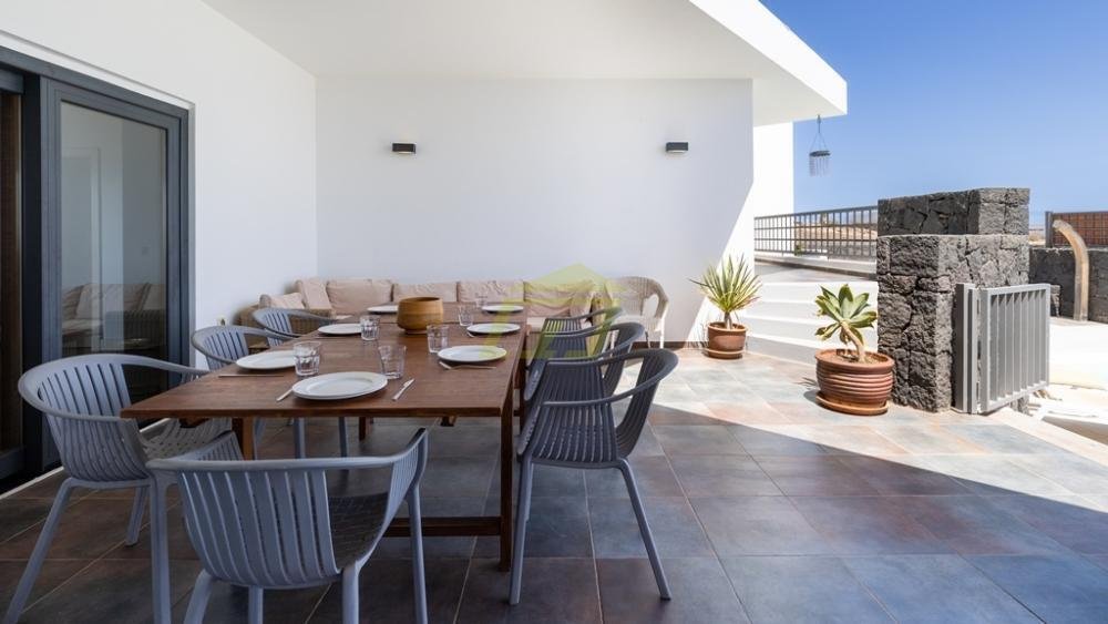 Villa in Yaiza, Canary Islands, Spain 2 - 18210060