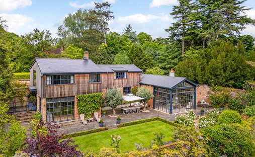 House in Pinkneys Green, England 1