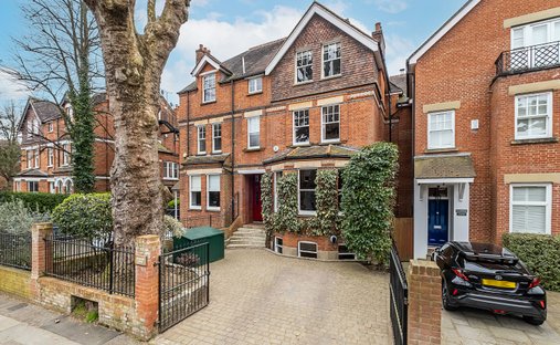 House in West Wimbledon, Merton, England 1