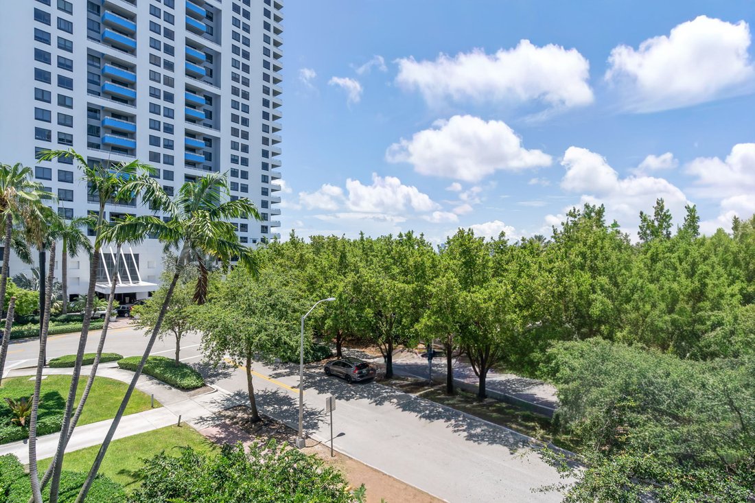 Condo in Miami Beach, Florida, United States 4 - 18210189
