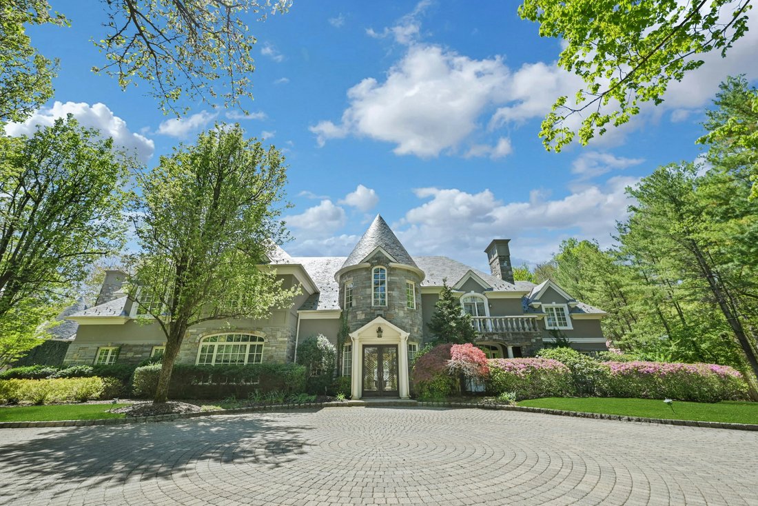 House in Saddle River, New Jersey, United States 1 - 18190214