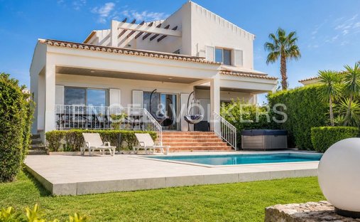 Villa in Portimao, Algarve, Portugal 1