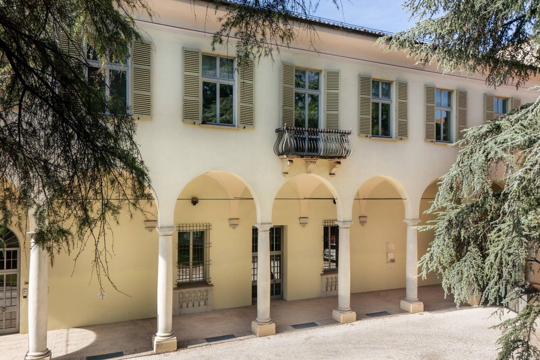 House in Irnerio, Bologna, Italy 1 - 18210342