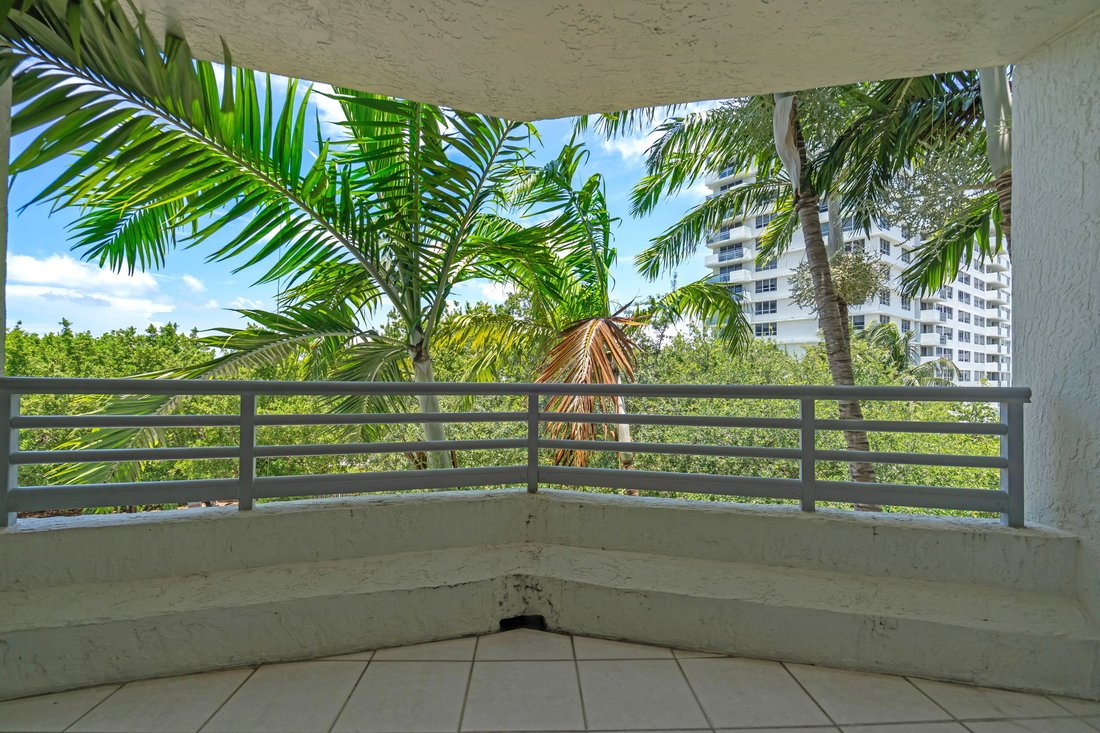 Condo in Miami Beach, Florida, United States 2 - 18210189