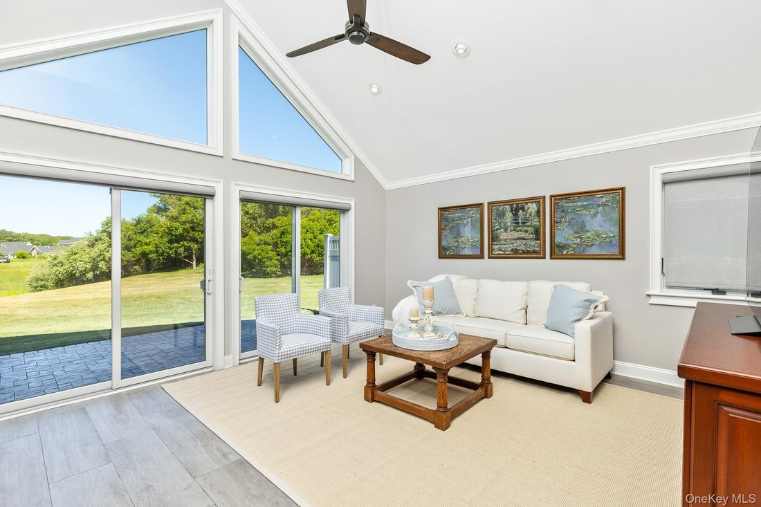 Condo in Calverton, New York, United States 4 - 18210743