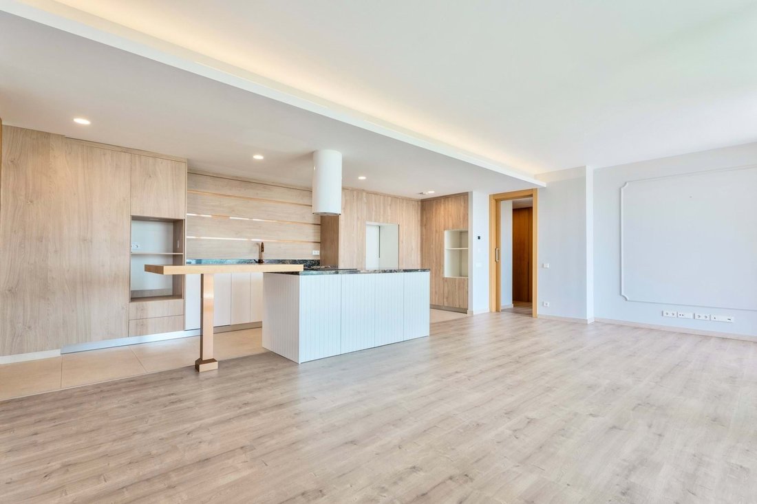 Apartment in El Madroñal, Benahavis, Spain 2 - 15724348