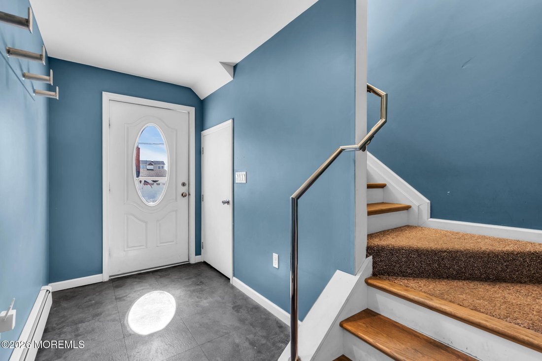 Stafford Township, New Jersey, United States 5 - 18210875