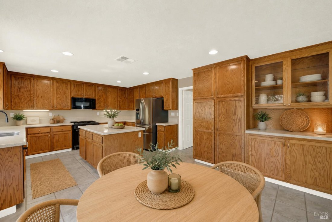 House in Suisun City, California, United States 4 - 18210588