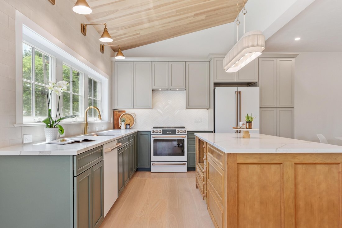 Condo in Bedford, Massachusetts, United States 3 - 18210347