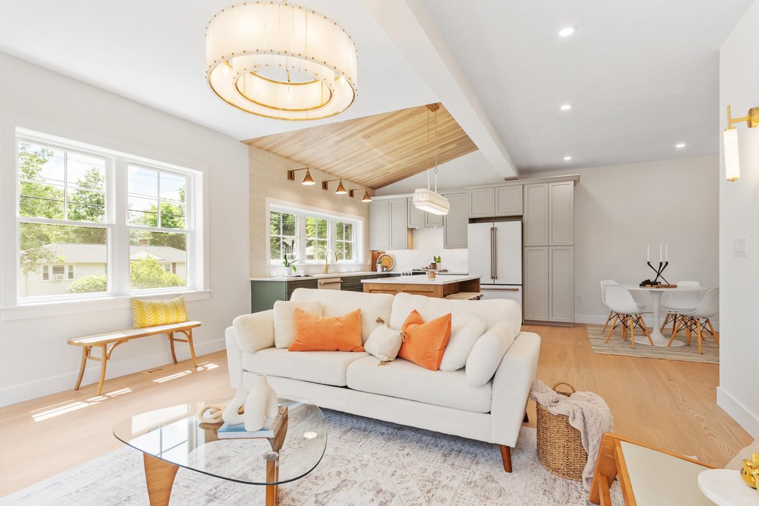 Condo in Bedford, Massachusetts, United States 2 - 18210347