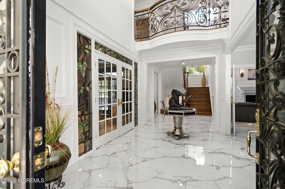 House in Colts Neck, New Jersey, United States 4 - 18210537