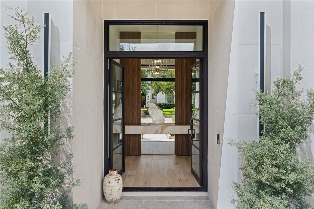 House in Houston, Texas, United States 3 - 15883718