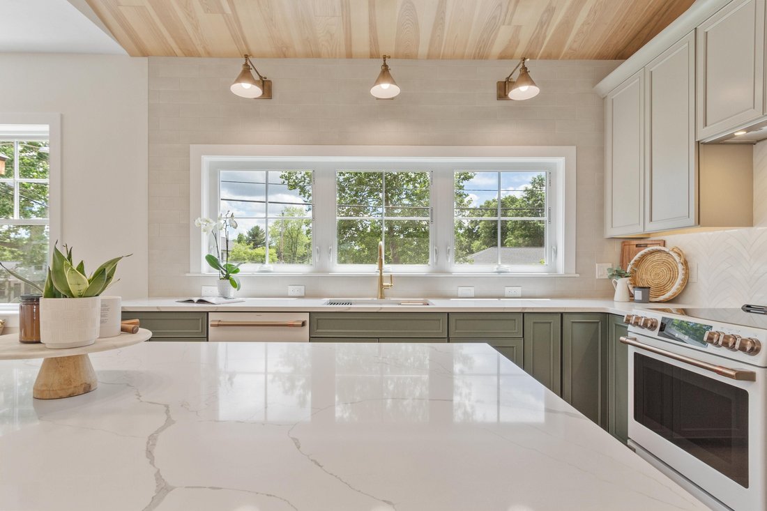 Condo in Bedford, Massachusetts, United States 5 - 18210347