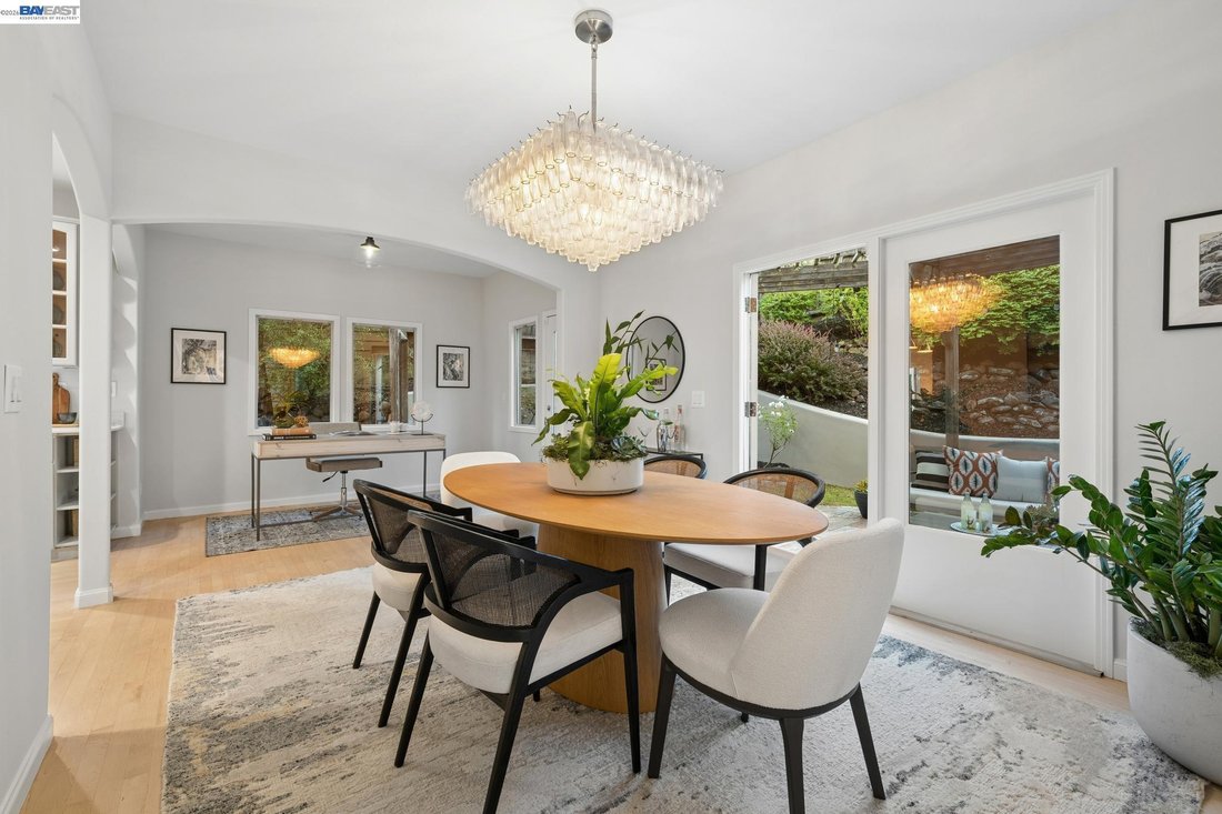 House in Oakland, California, United States 3 - 18212336