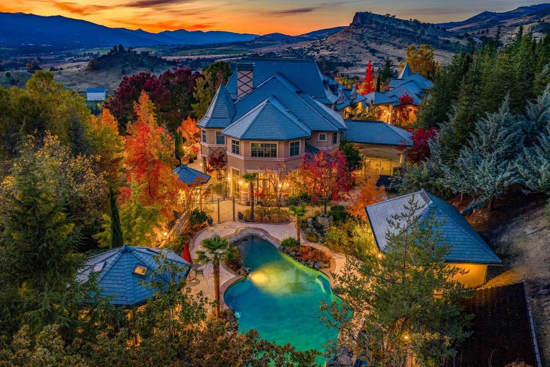 House in Ashland, Oregon, United States 2 - 18213251