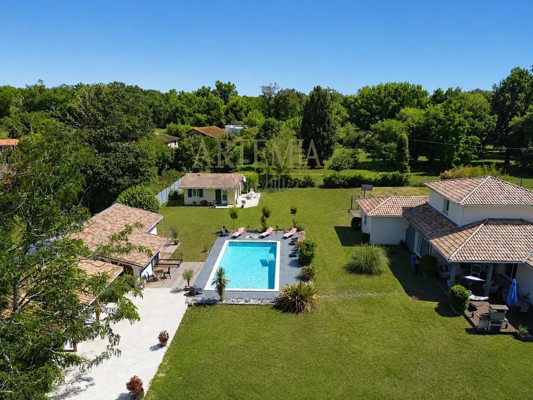 House in Parentis-en-Born, Nouvelle-Aquitaine, France 1 - 18212808