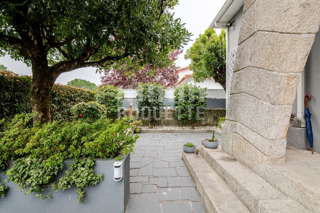 House in Cedofeita, Santo Ildefonso, Se, Miragaia, Sao Nicolau e Vitoria, Porto District, Portugal 1 - 18213228