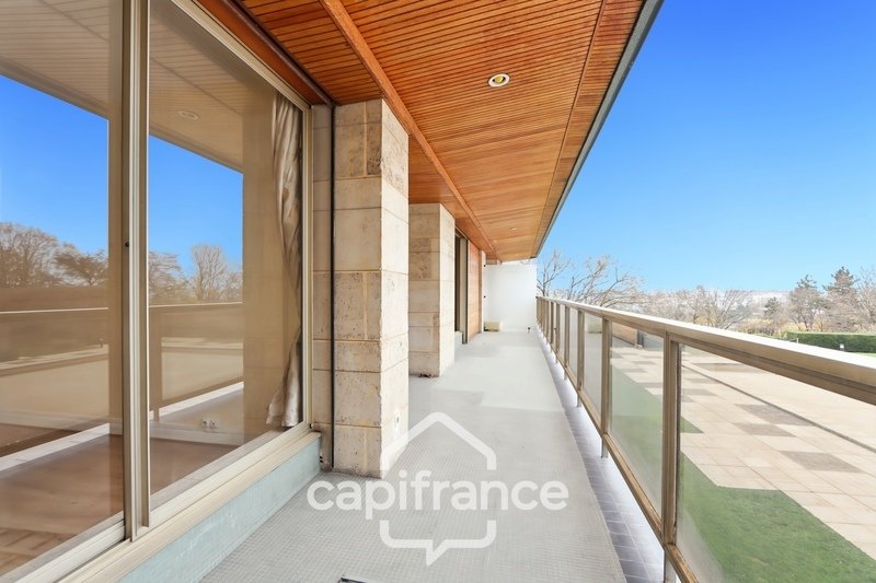 Apartment in Saint-Cloud, Ile-de-France, France 4 - 18213142