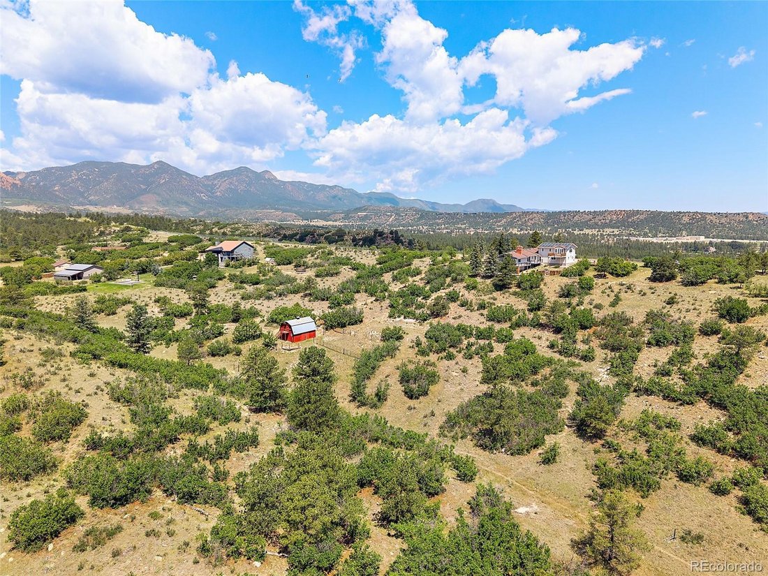 House in Colorado Springs, Colorado, United States 5 - 18211179