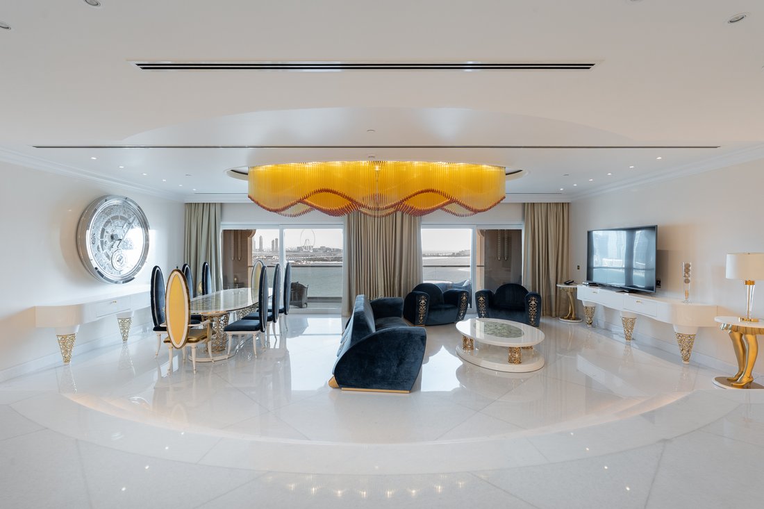 Apartment in Palm Jumeirah, Dubai, United Arab Emirates 1 - 18213072