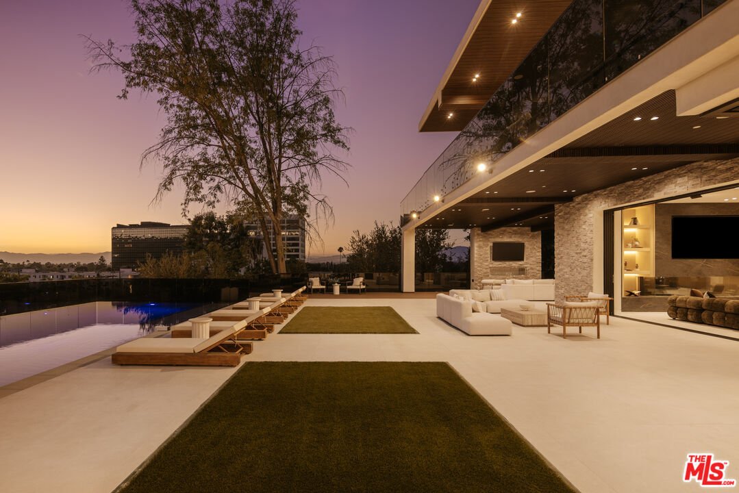 House in Los Angeles, California, United States 5 - 18213123