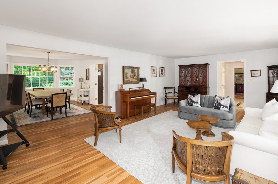 House in Stamford, Connecticut, United States 5 - 18212968
